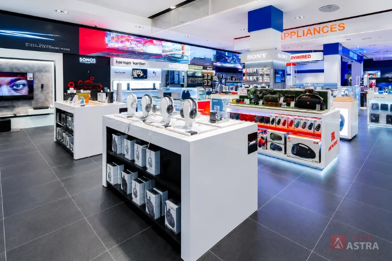 Jumbo Electronics retail store with branded electronics displays