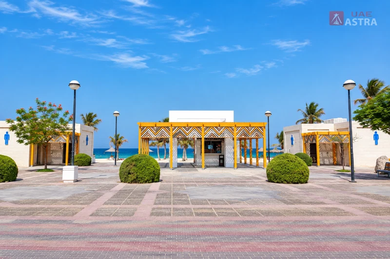 Al Mamzar Beach Park beach facilities and promenade