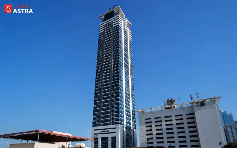 Single Business Tower Dubai