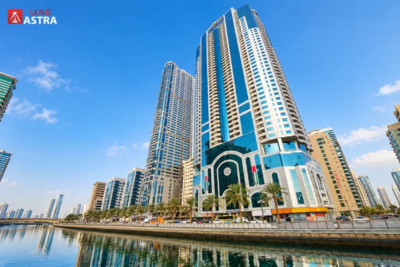 Ameer Bu Khamseen Tower overlooking Khalid Lagoon in Sharjah