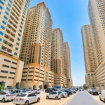 How to Choose the Perfect Dining Table for Modern UAE Homes