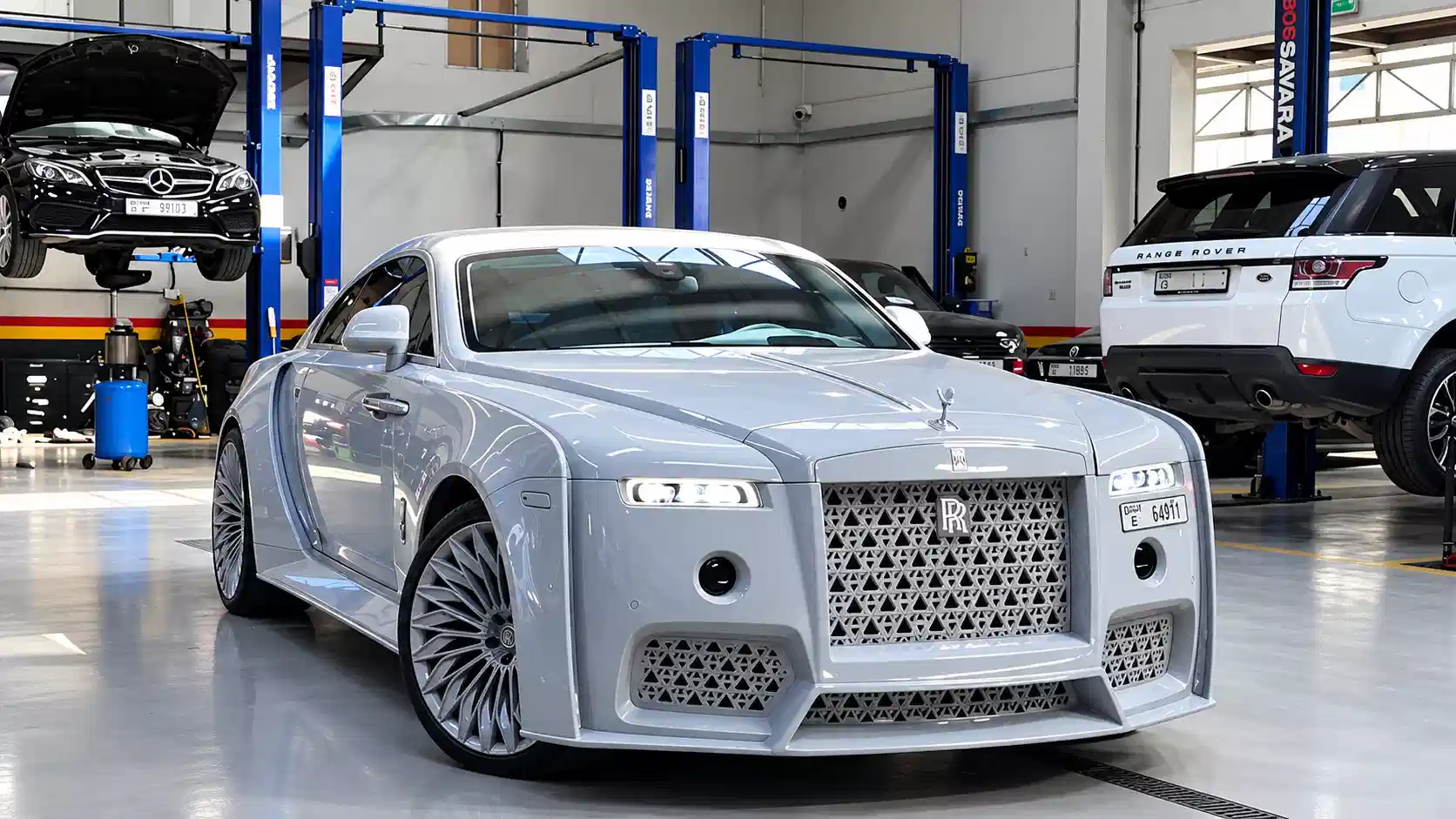 car workshop in Dubai